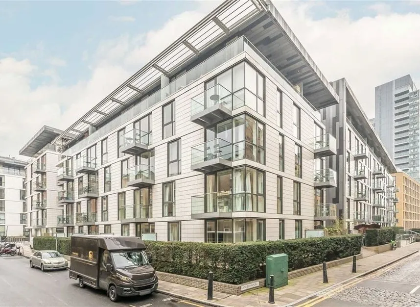 flat for sale — Times Square, Aldgate East, E1