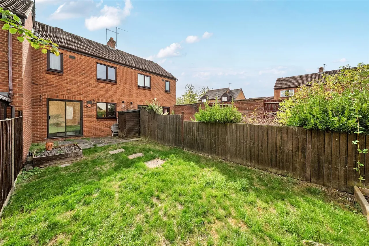 Blackberry Close, Chippenham, SN14, photo 17