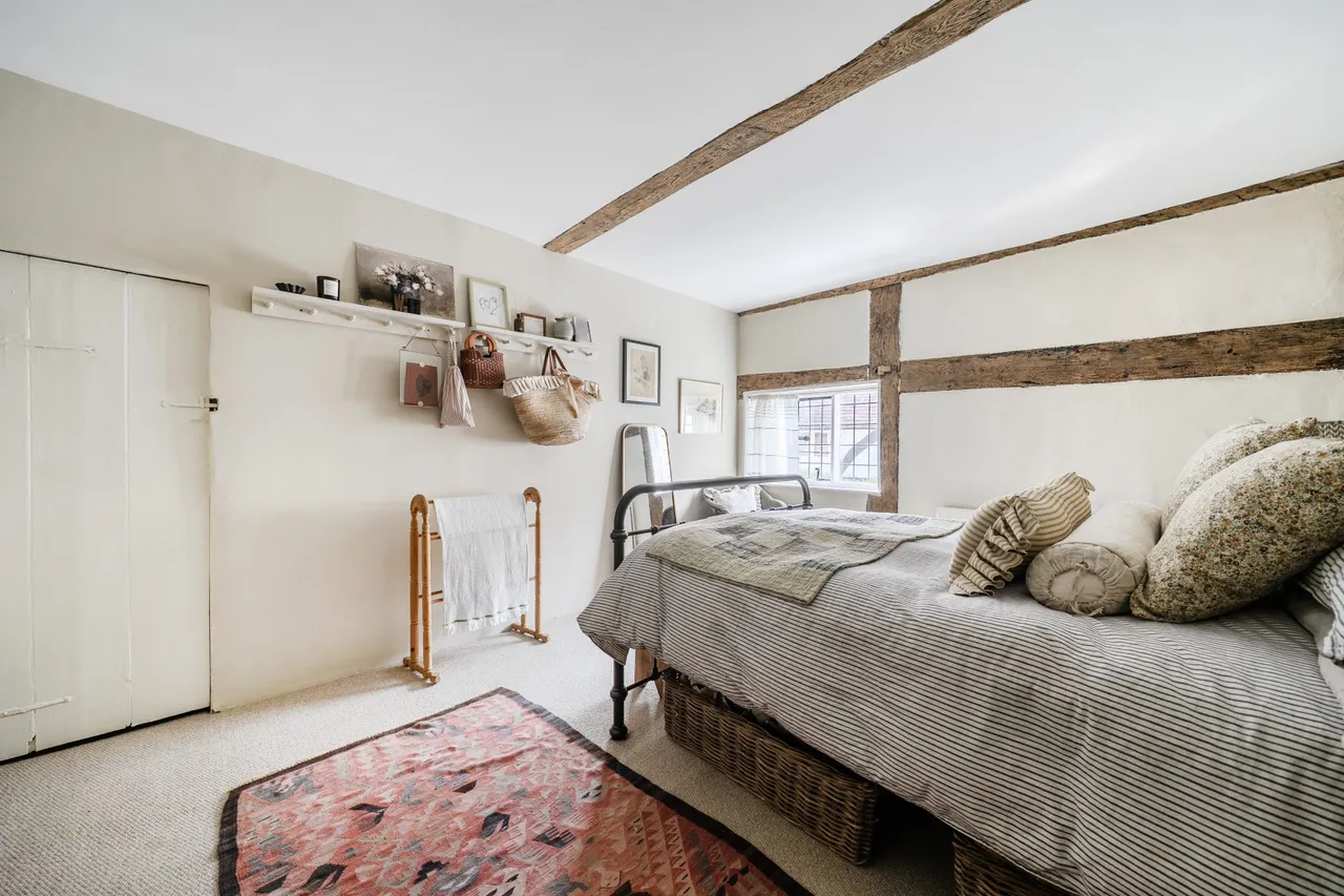 Little Haven The Bury, Odiham, Hook, RG29 1LY, photo 13