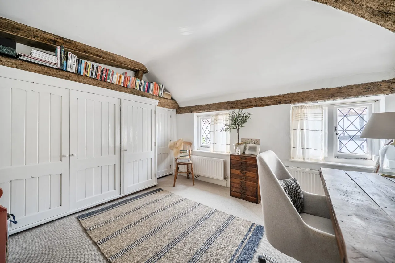 Little Haven The Bury, Odiham, Hook, RG29 1LY, photo 17