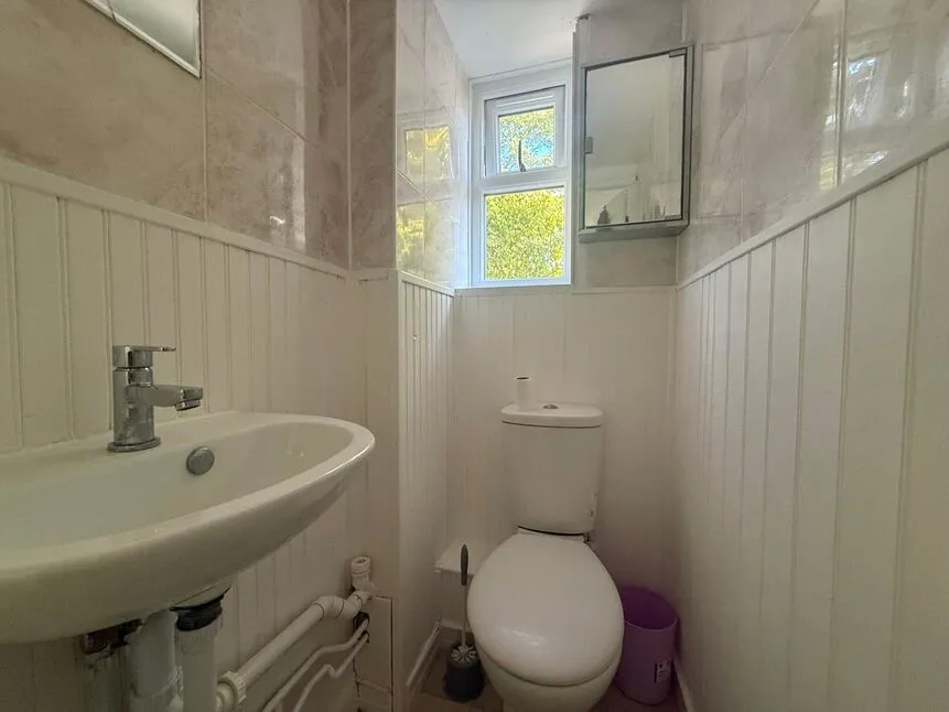 Prince of Wales Close, Waterlooville, Hampshire, PO7, photo 5