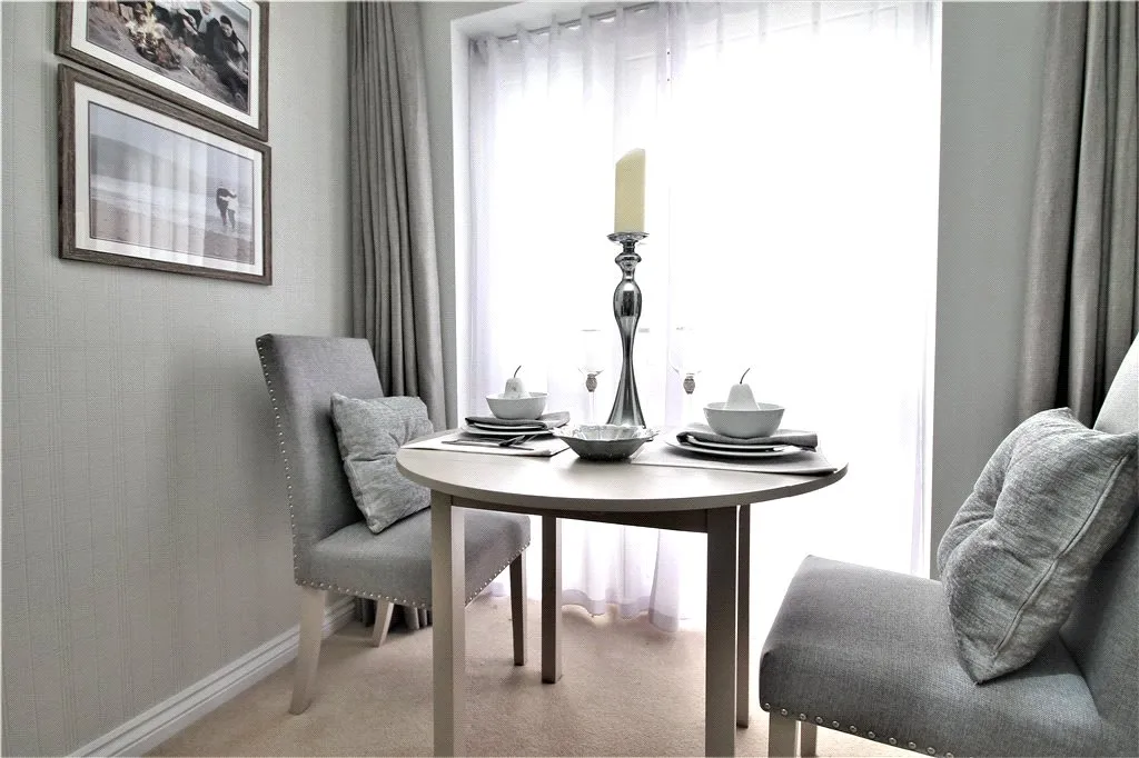 Thorpe Road, Staines-upon-Thames, TW18, photo 5