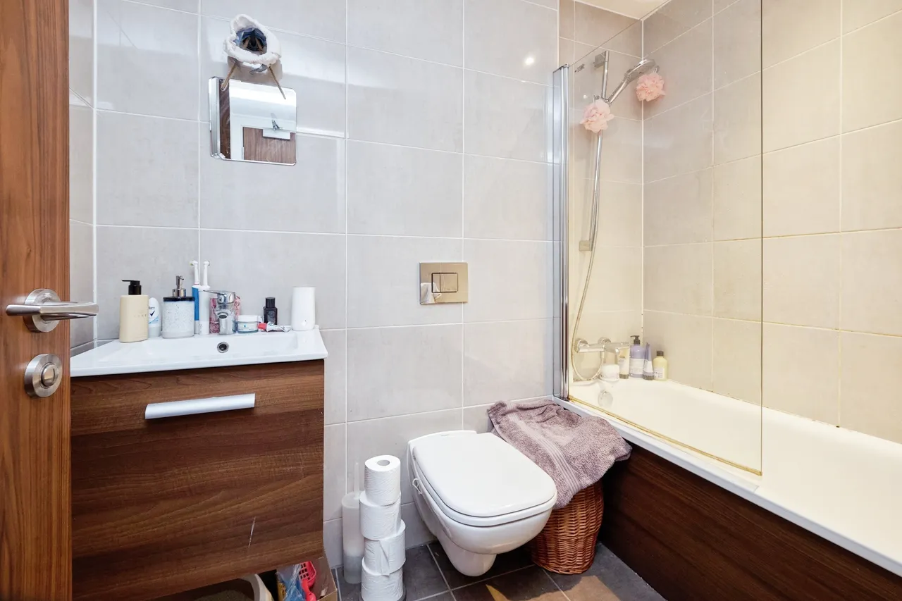 Hagley Road, Birmingham, B16, photo 15
