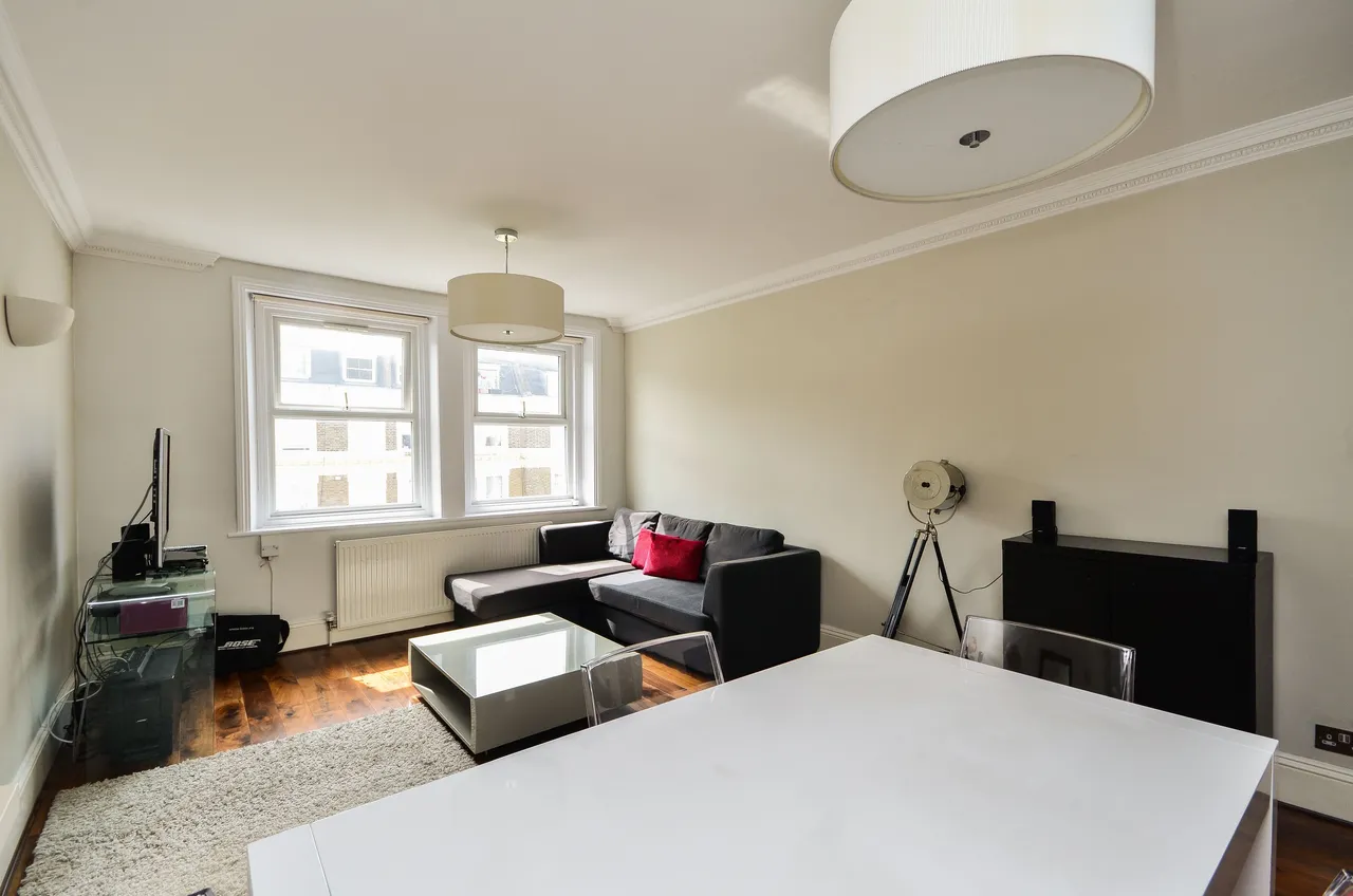 Flat 4, 42 Penywern Road, London, photo 5