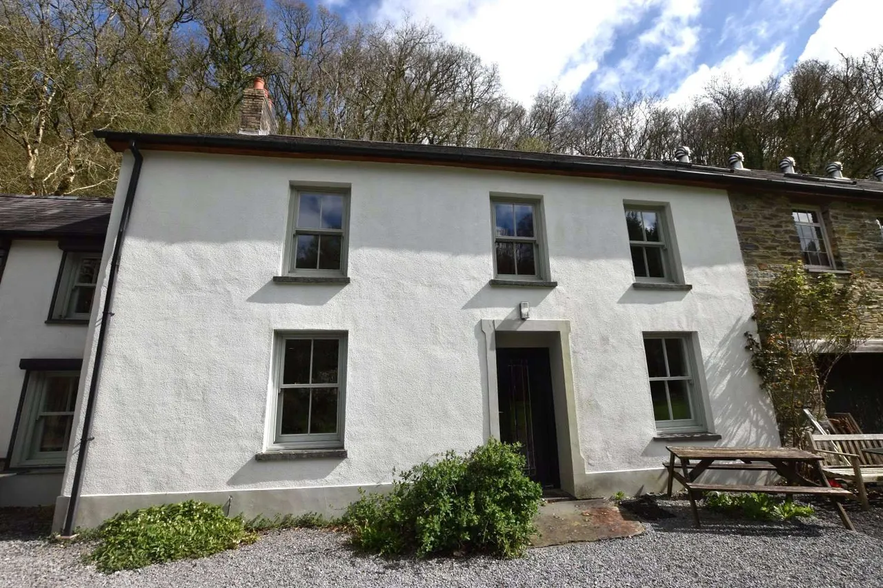 Velindre, Llandysul, Carmarthenshire, SA44 5XE, photo 4