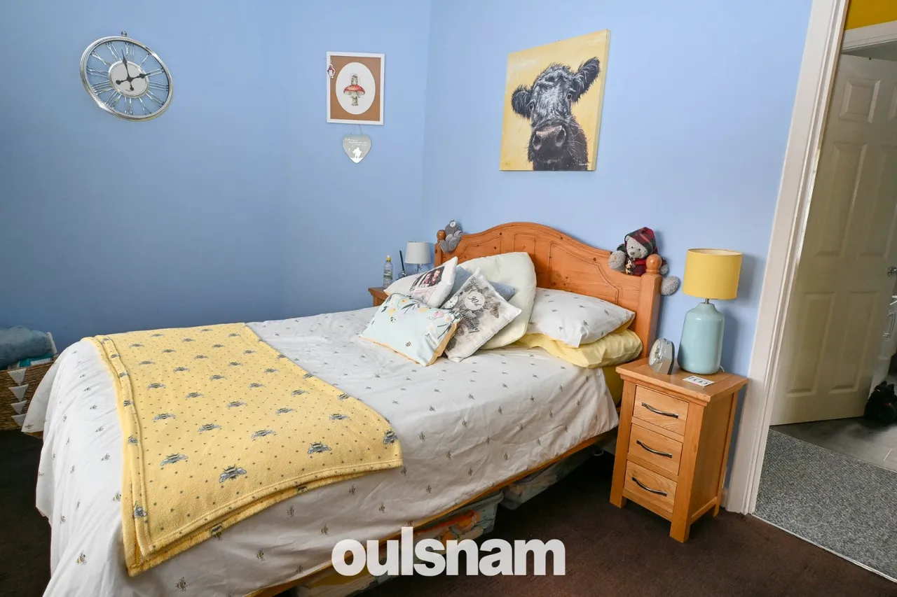 Porlock Crescent, Northfield, Birmingham, B31 5RA, photo 8