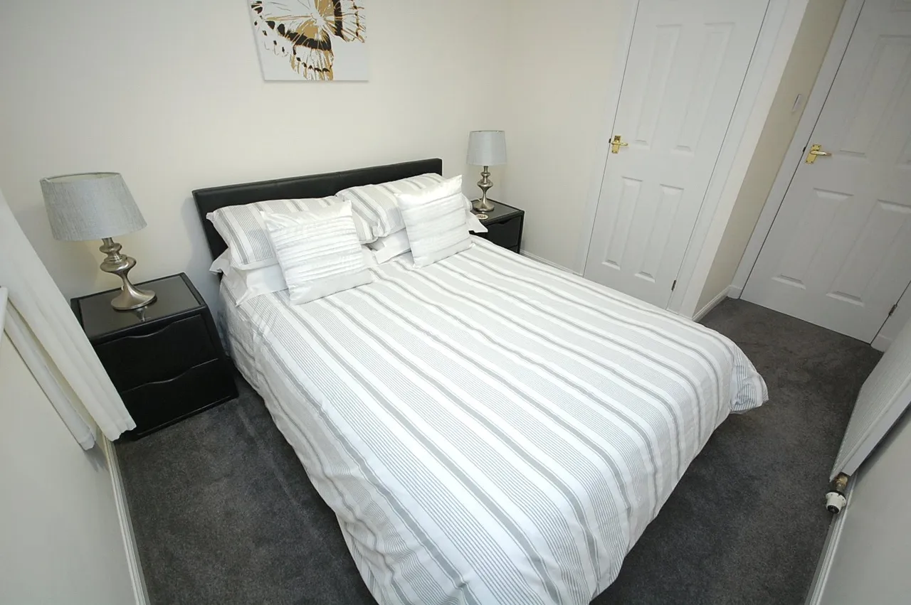 Viewfield Court, West End, AB15, photo 5
