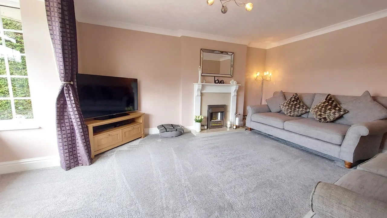 Broadlands Avenue, Bourne, PE10, photo 10