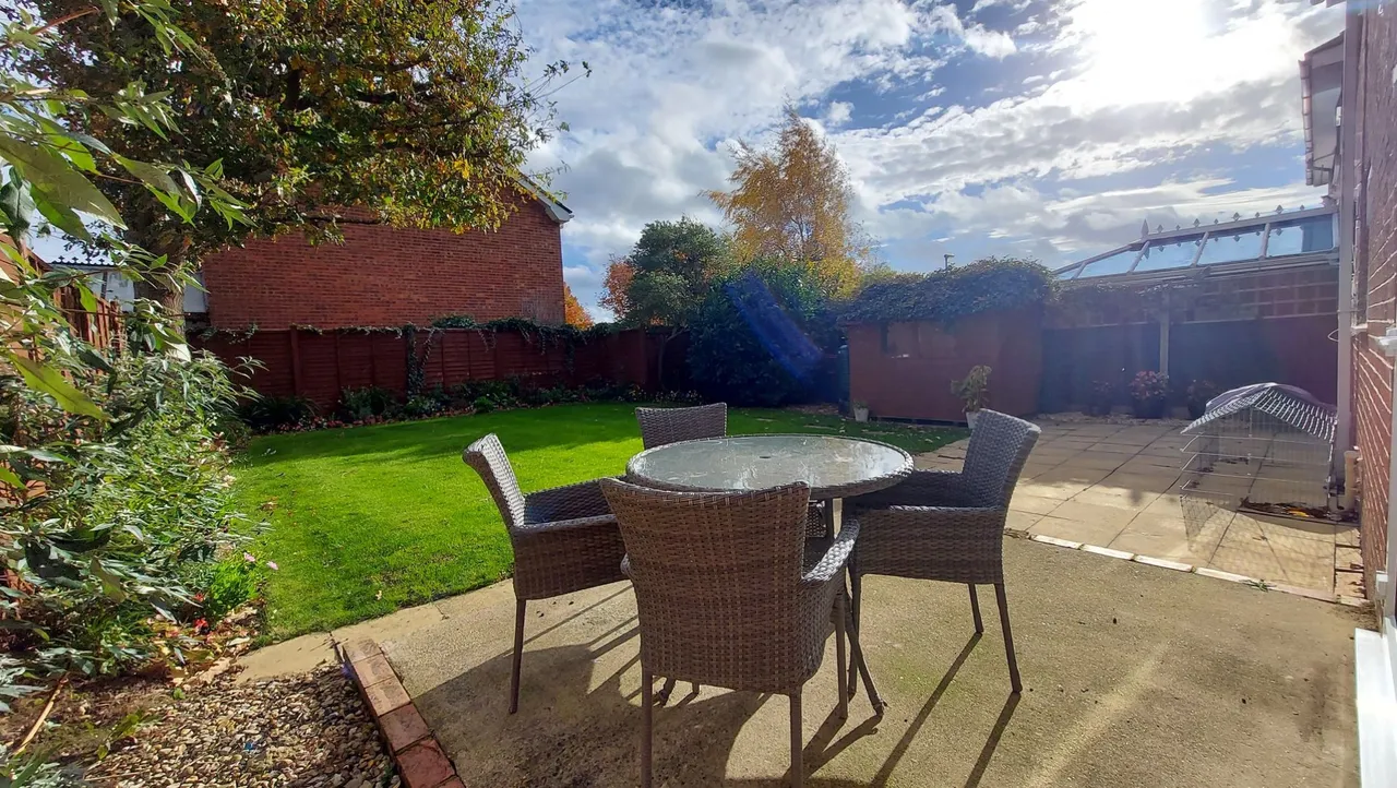 Broadlands Avenue, Bourne, PE10, photo 36