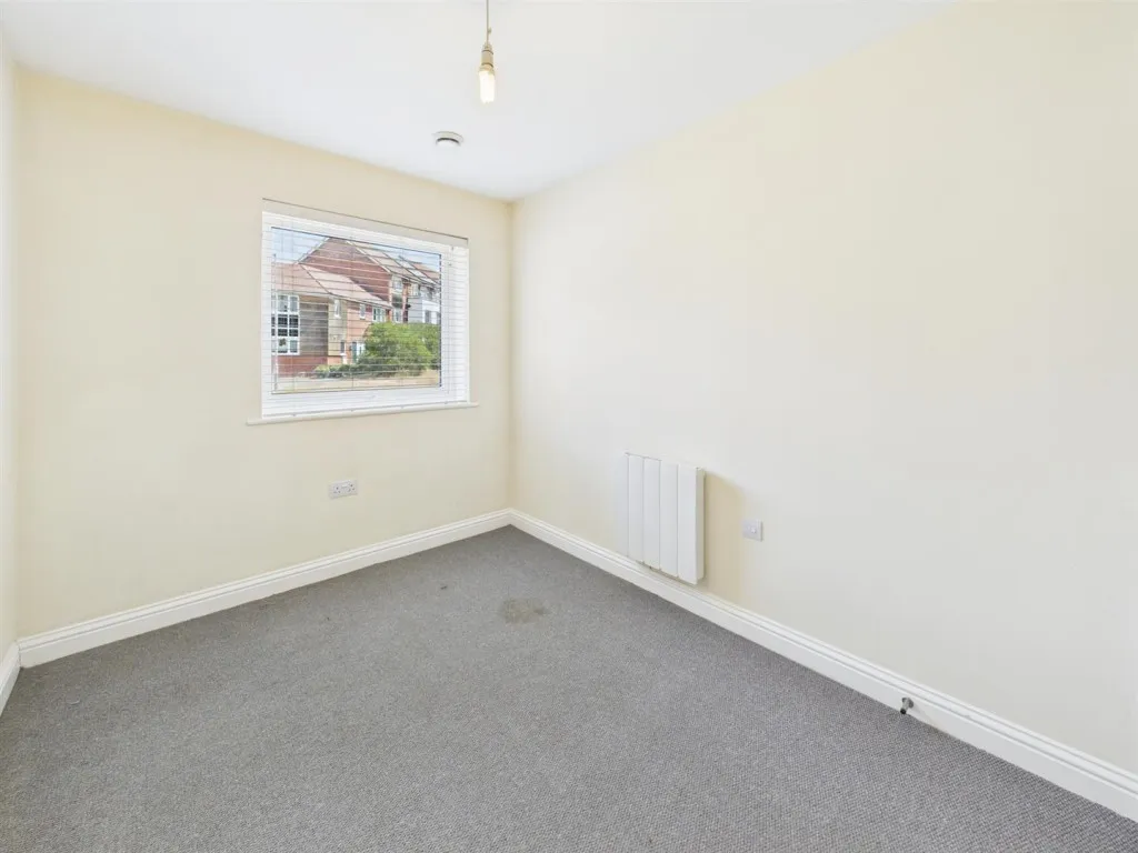 Quercetum Close, Aylesbury, photo 7
