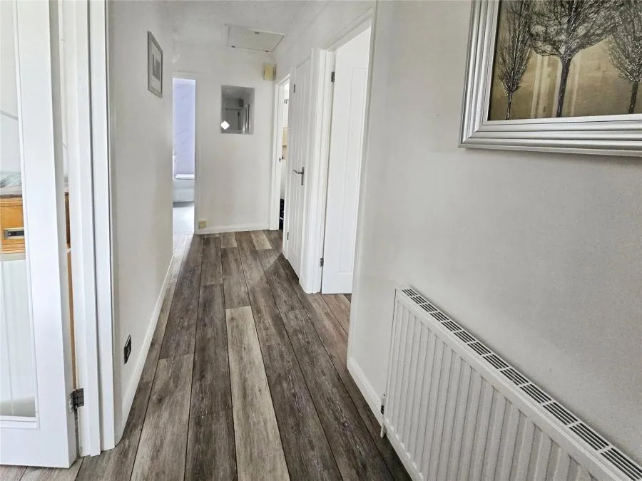 Coles Close, Freshwater, PO40, photo 9