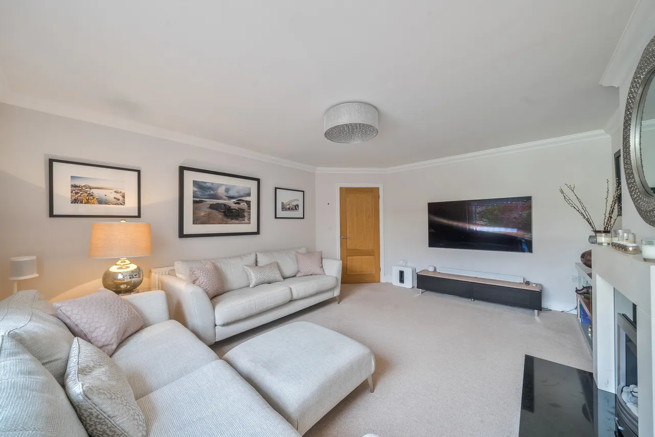 Spratts Lane, Ottershaw, KT16, photo 15