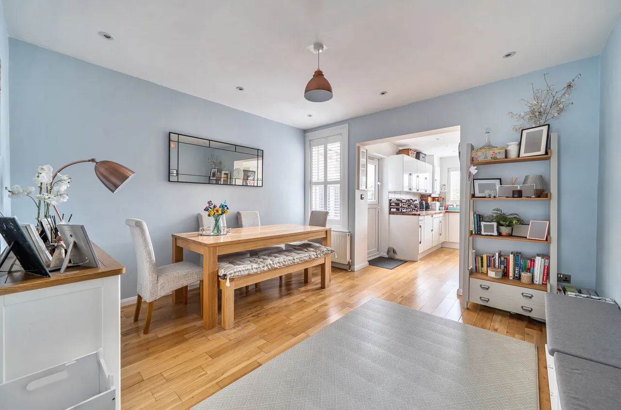 Cottimore Lane, Walton-On-Thames, KT12, photo 2