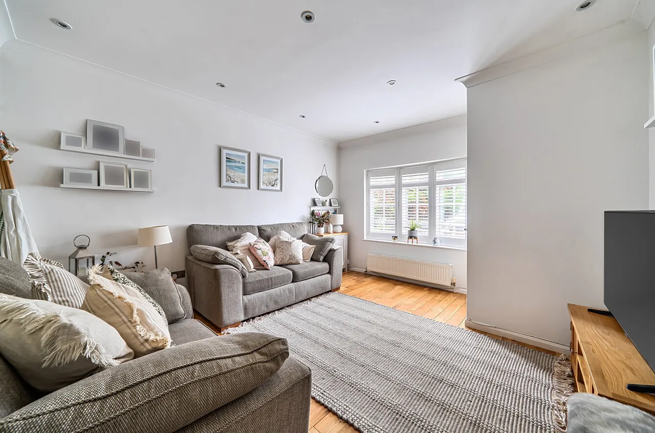 Cottimore Lane, Walton-On-Thames, KT12, photo 14