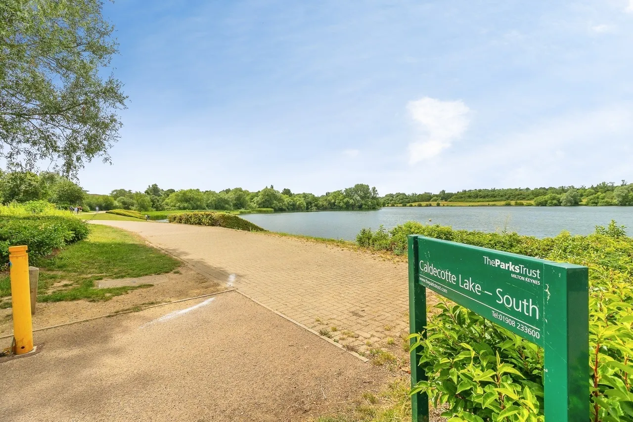 Plot 15 Caldecotte Lakes, Milton Keynes, MK7, photo 17