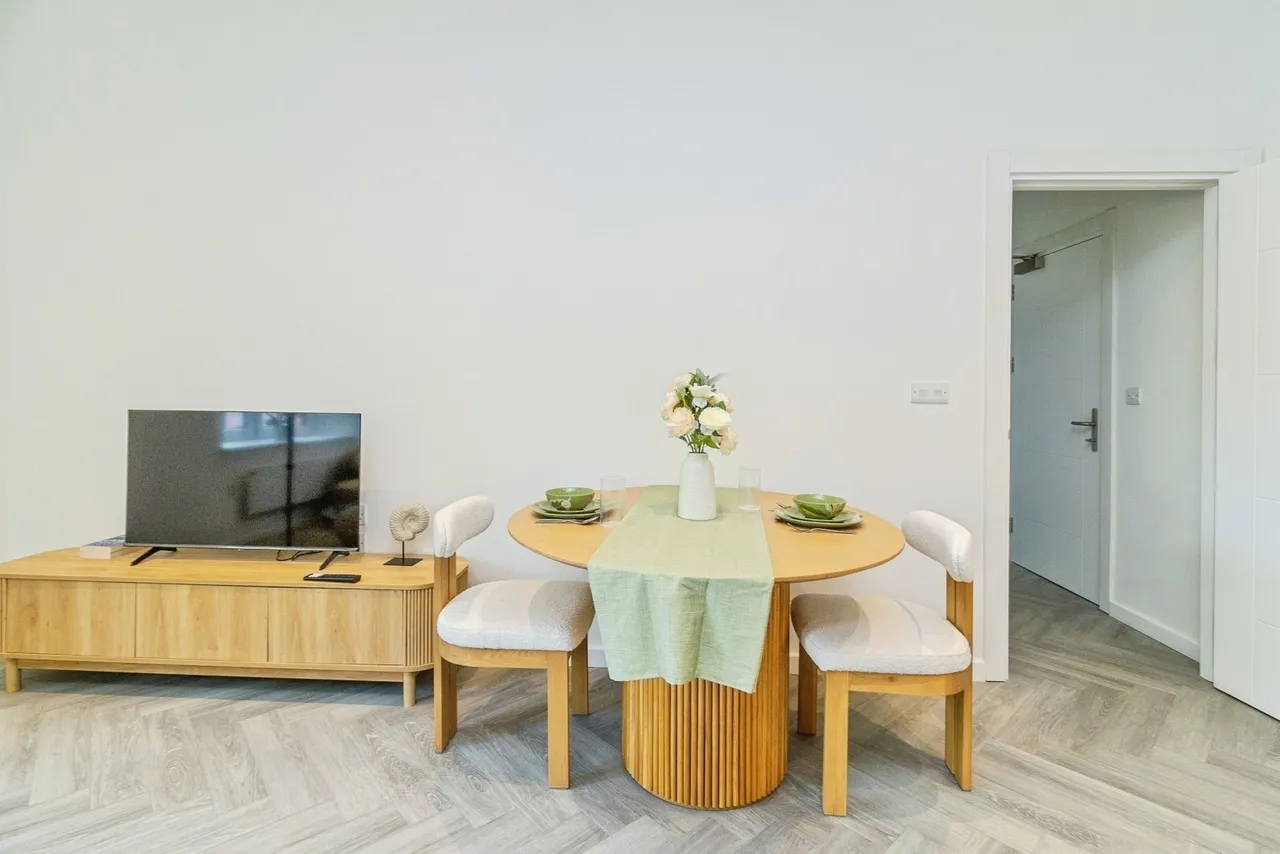 Plot 15 Caldecotte Lakes, Milton Keynes, MK7, photo 14