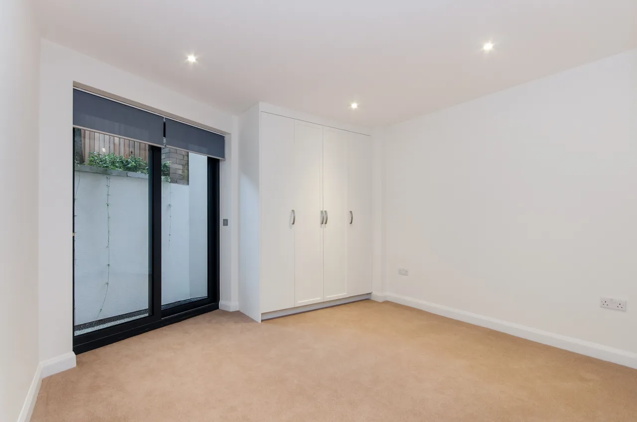 Flat 1 Waterlily House, Leopold Road, London, photo 5