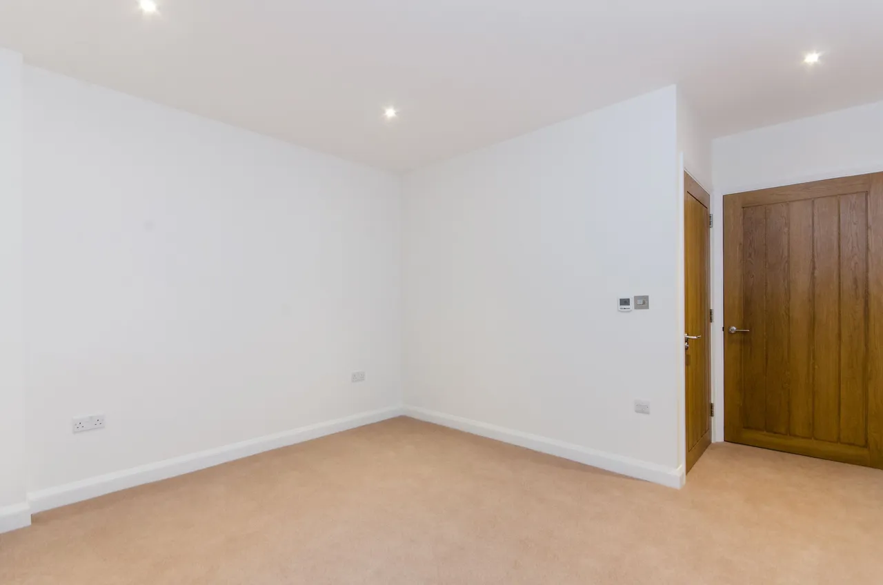 Flat 1 Waterlily House, Leopold Road, London, photo 6