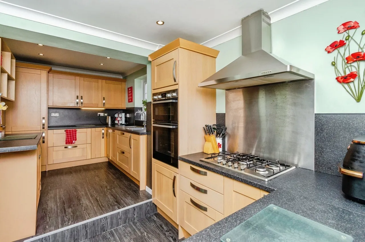 Radnor Rise, Hednesford, Cannock, Staffordshire, WS12, photo 5