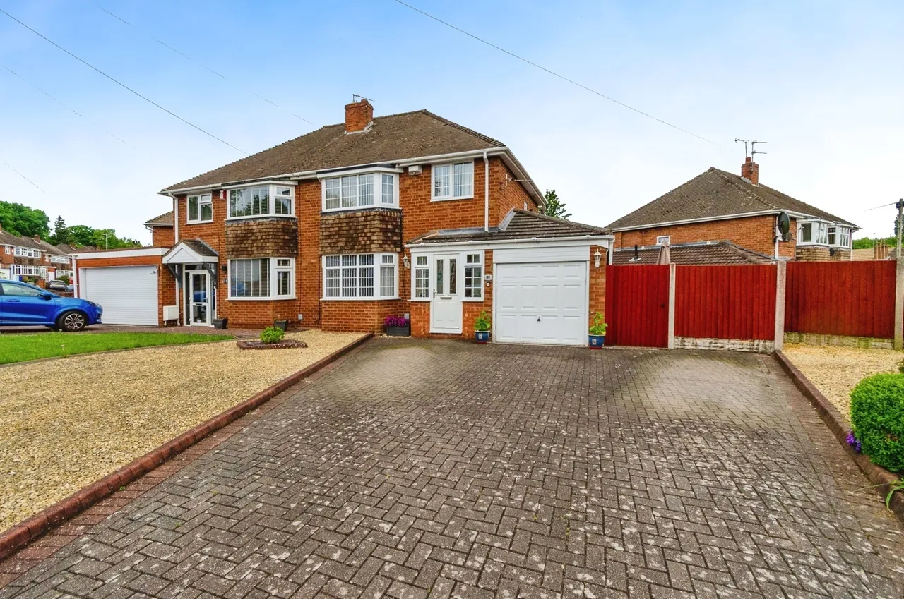 3 bed house for sale — Radnor Rise, Hednesford, Cannock, Staffordshire, WS12