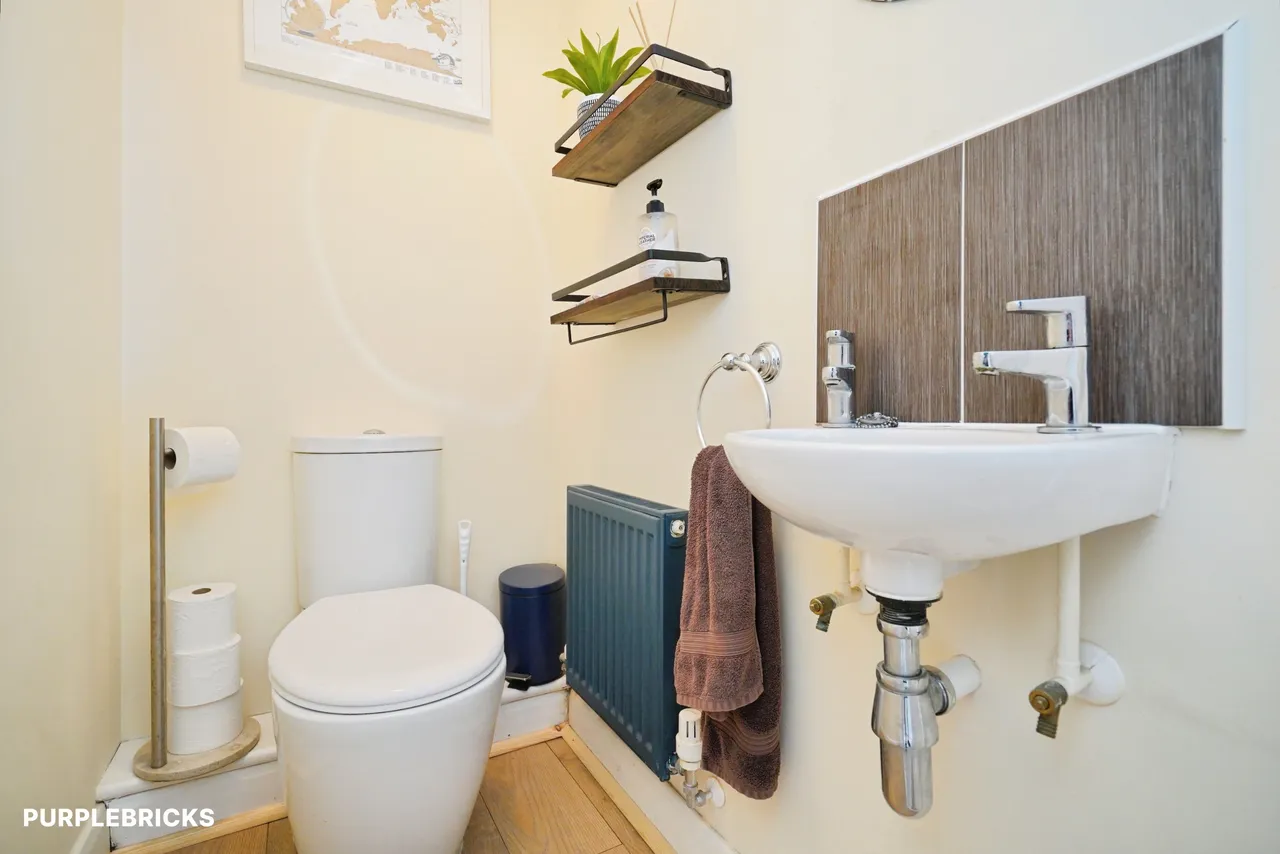 Pickerings Avenue, Measham, DE12, photo 6