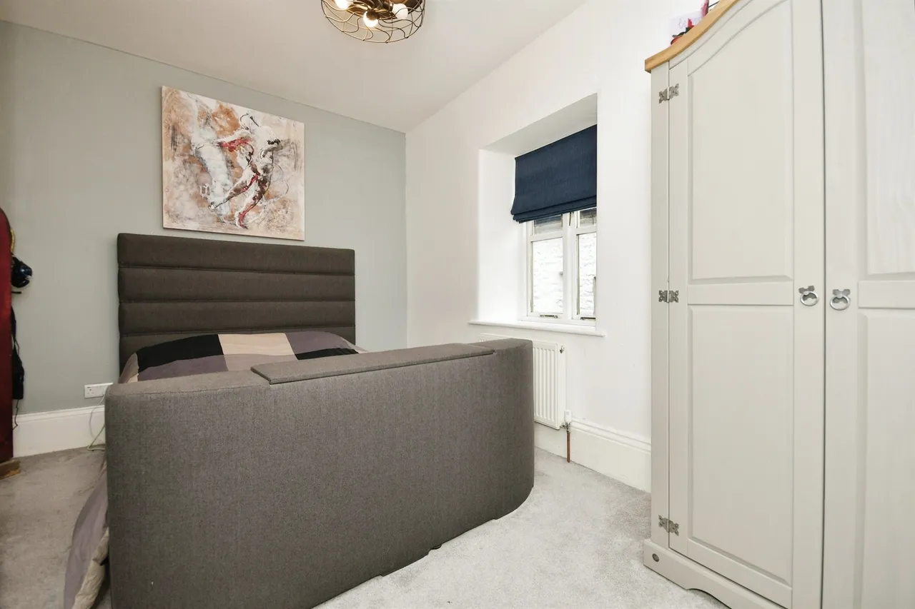 Commercial Road, Tideswell, SK17, photo 8