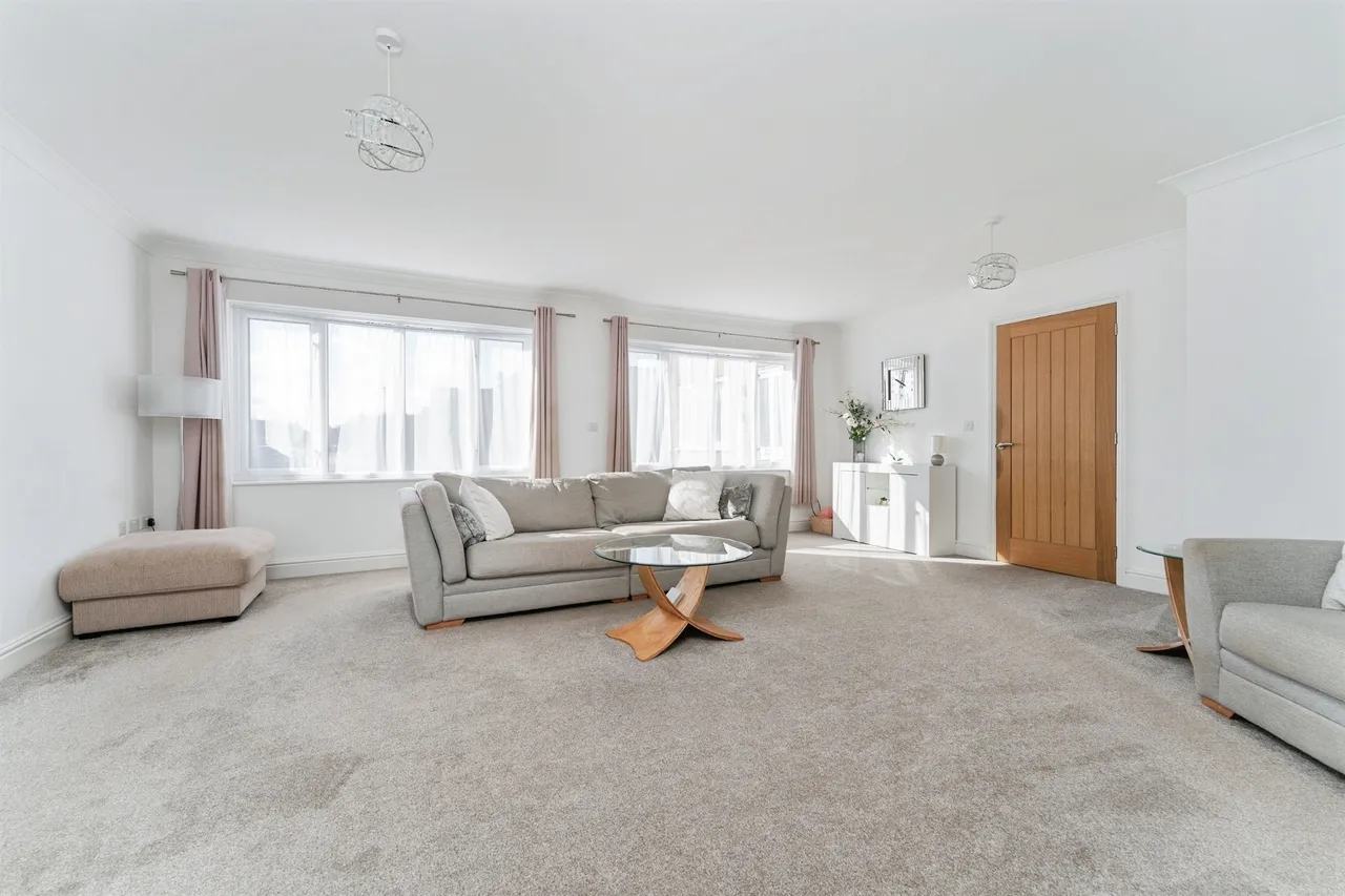Walnut Tree Walk, Wimblington, PE15, photo 6