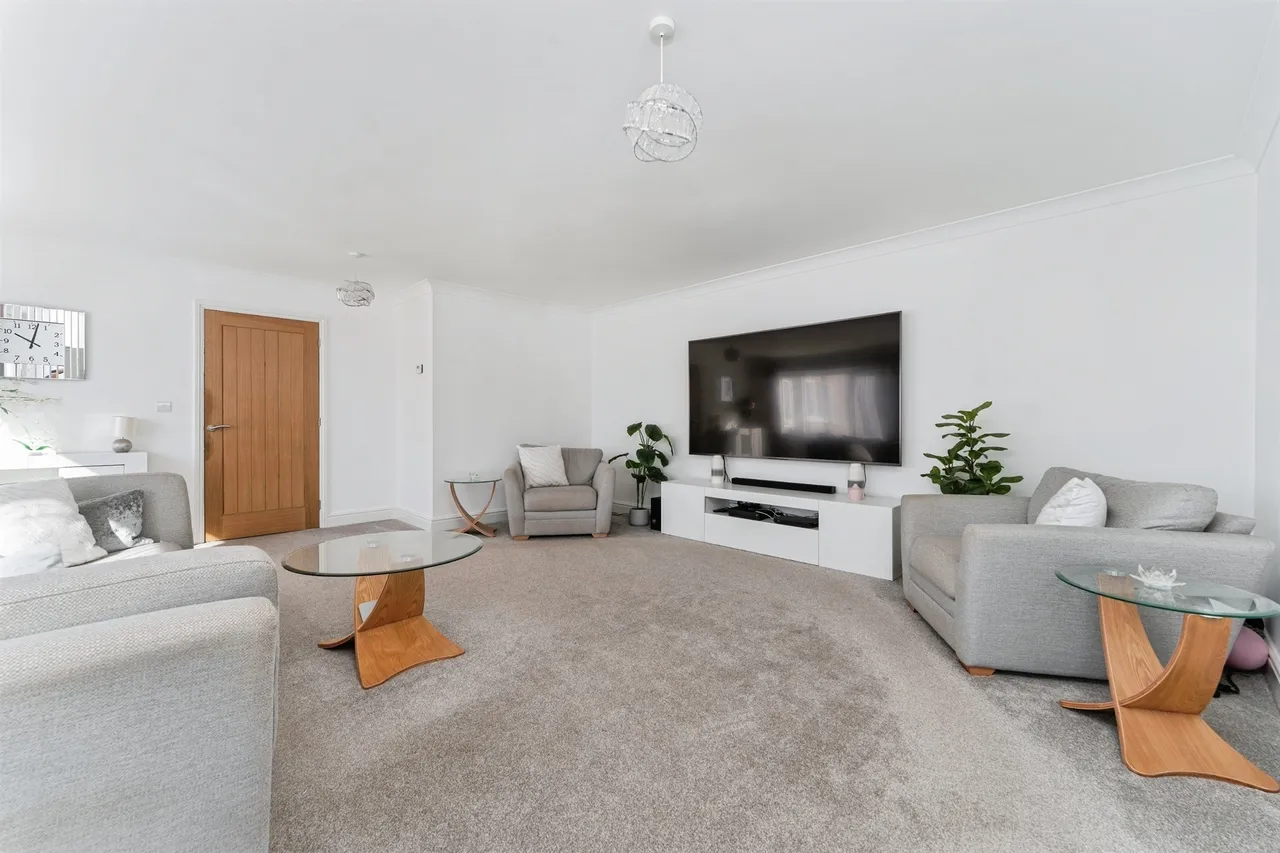 Walnut Tree Walk, Wimblington, PE15, photo 3