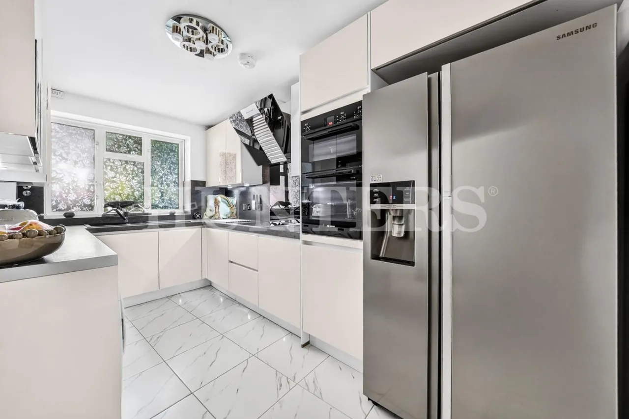 Hale Gardens, London, N17, photo 4