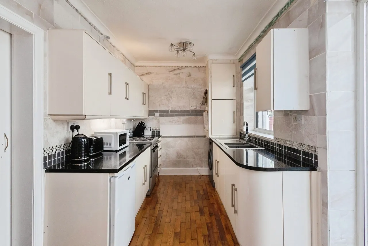 St Annes Drive, Denton, Manchester, M34, photo 5