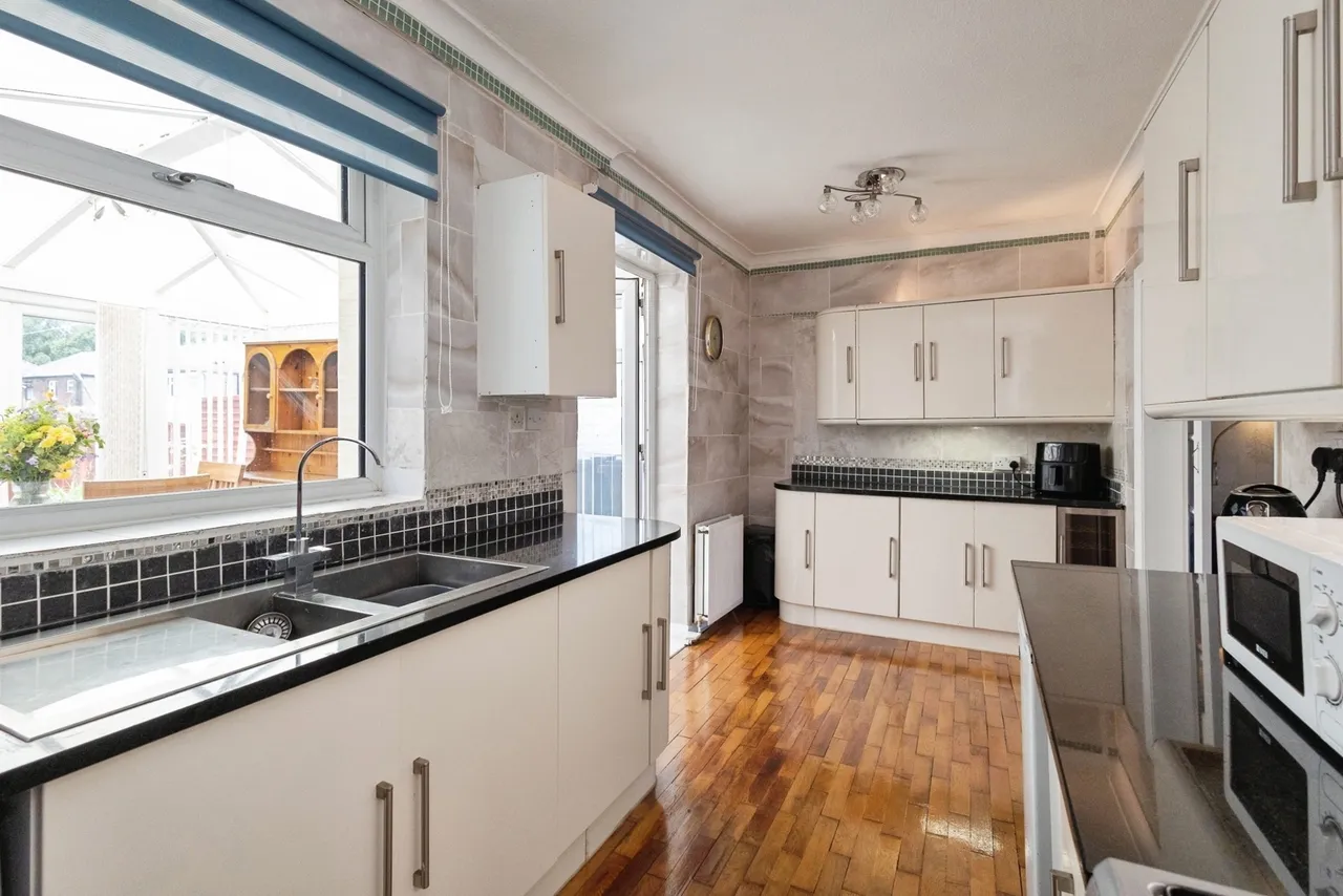 St Annes Drive, Denton, Manchester, M34, photo 8