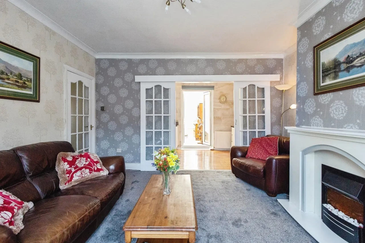 St Annes Drive, Denton, Manchester, M34, photo 4