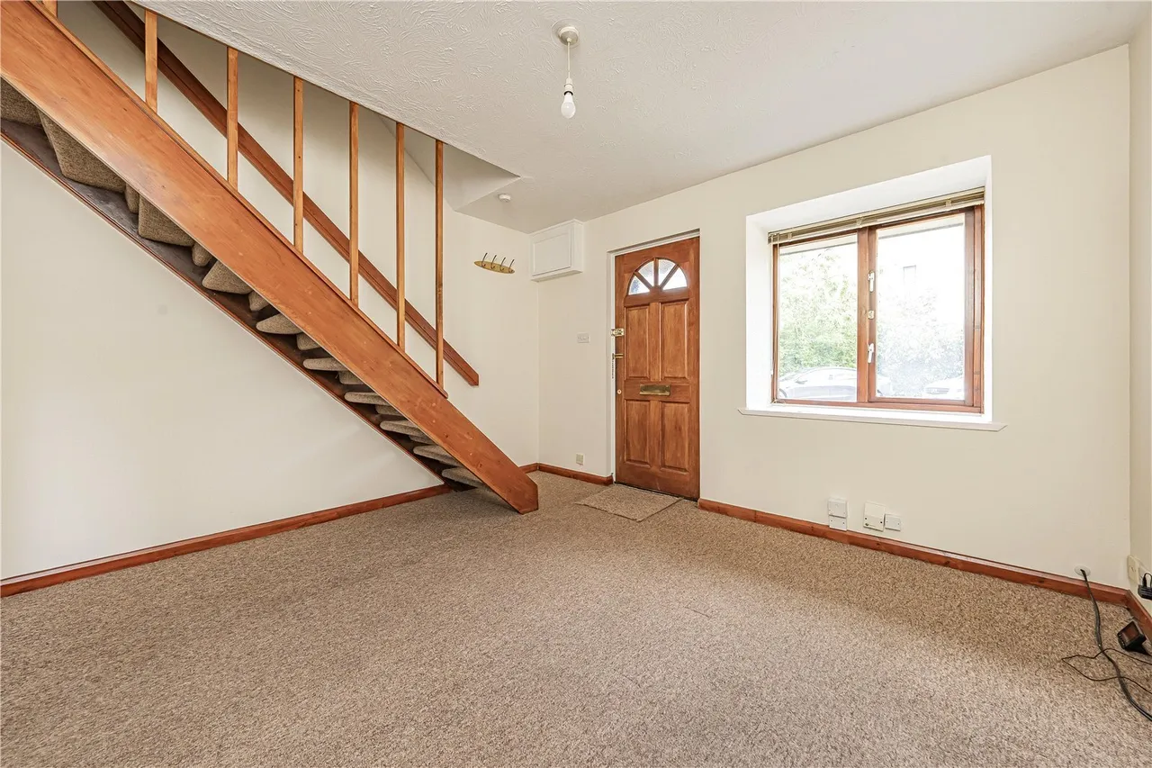 Hawthorne Crescent, West Drayton, UB7, photo 4