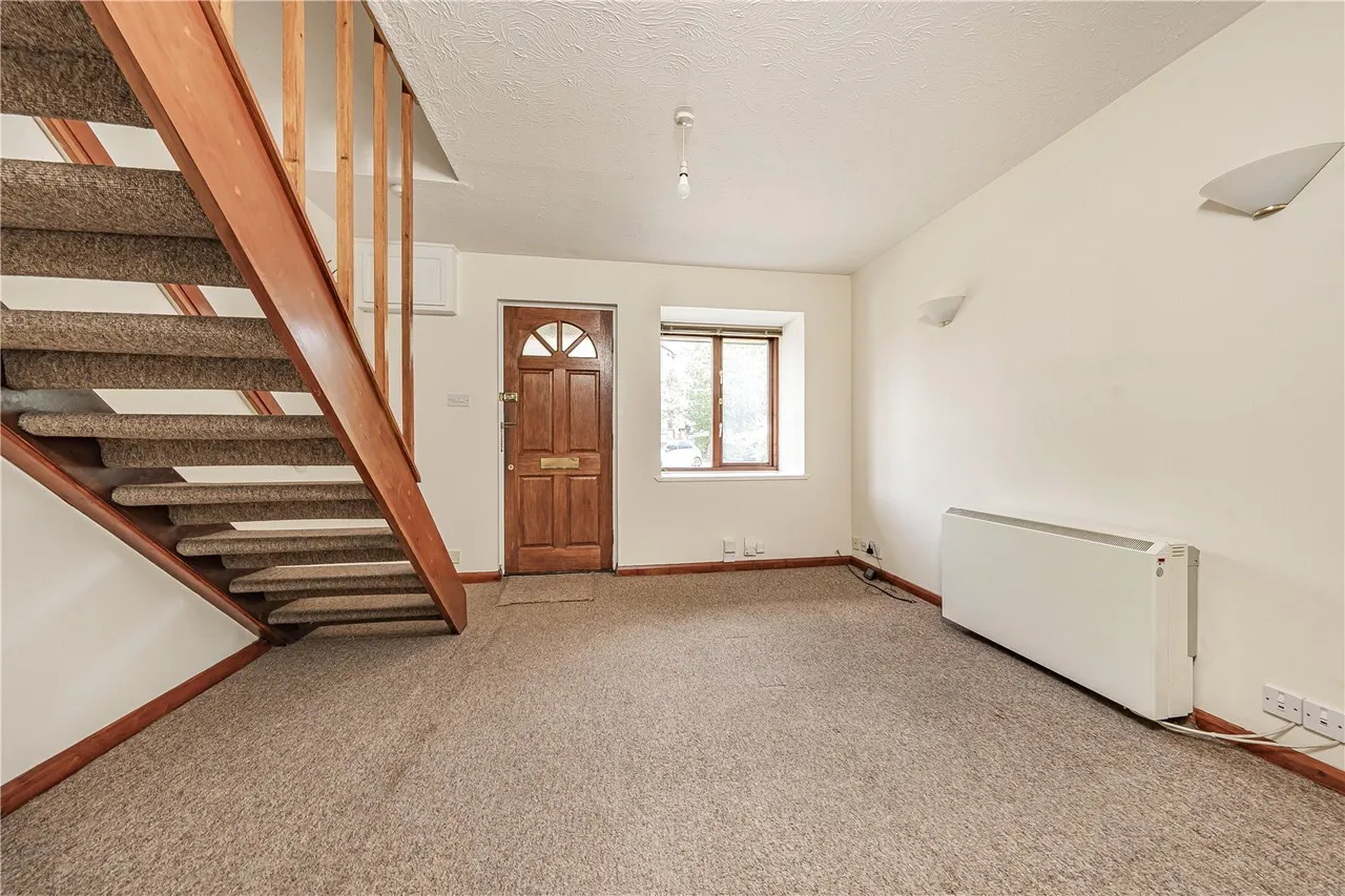 Hawthorne Crescent, West Drayton, UB7, photo 6
