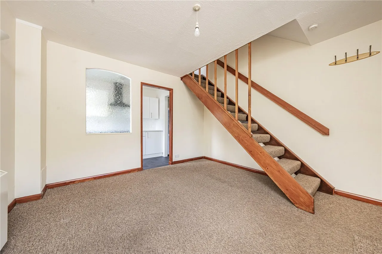 Hawthorne Crescent, West Drayton, UB7, photo 10