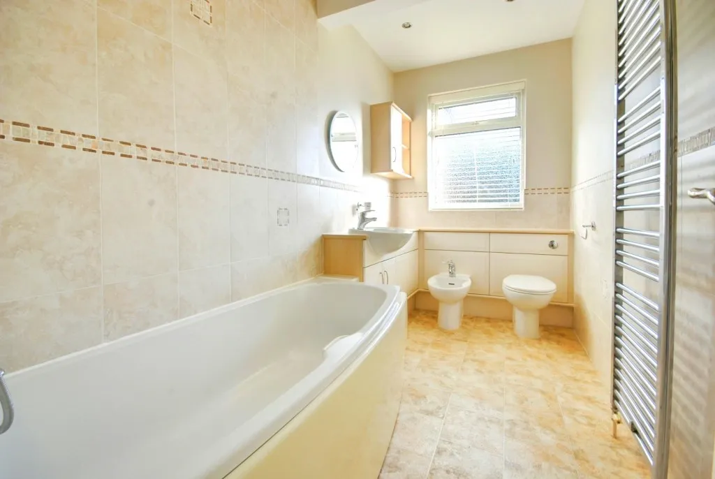 Burston Drive, St. Albans, photo 13