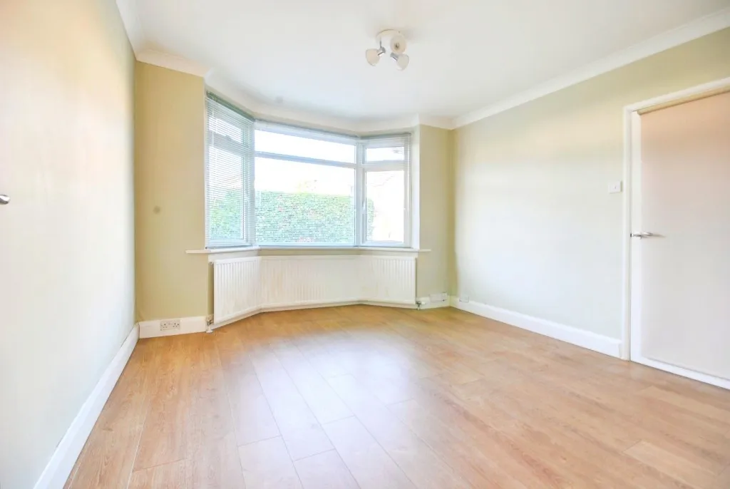 Burston Drive, St. Albans, photo 9