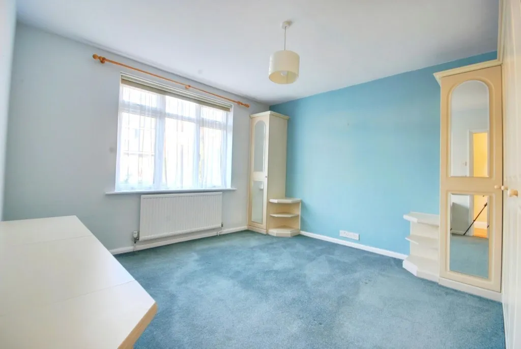 Burston Drive, St. Albans, photo 10