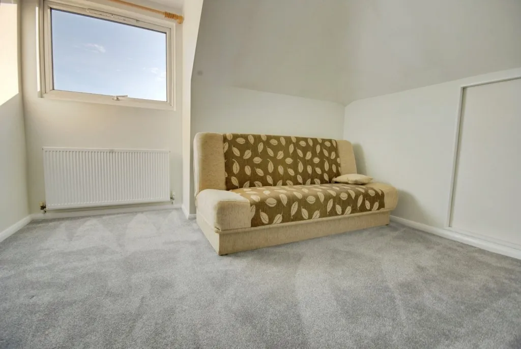 Burston Drive, St. Albans, photo 12