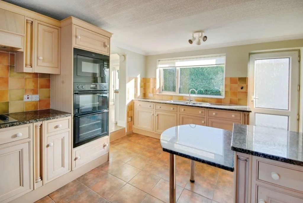 Burston Drive, St. Albans, photo 6