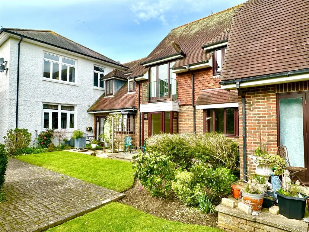 Lymington, Hampshire, photo 9