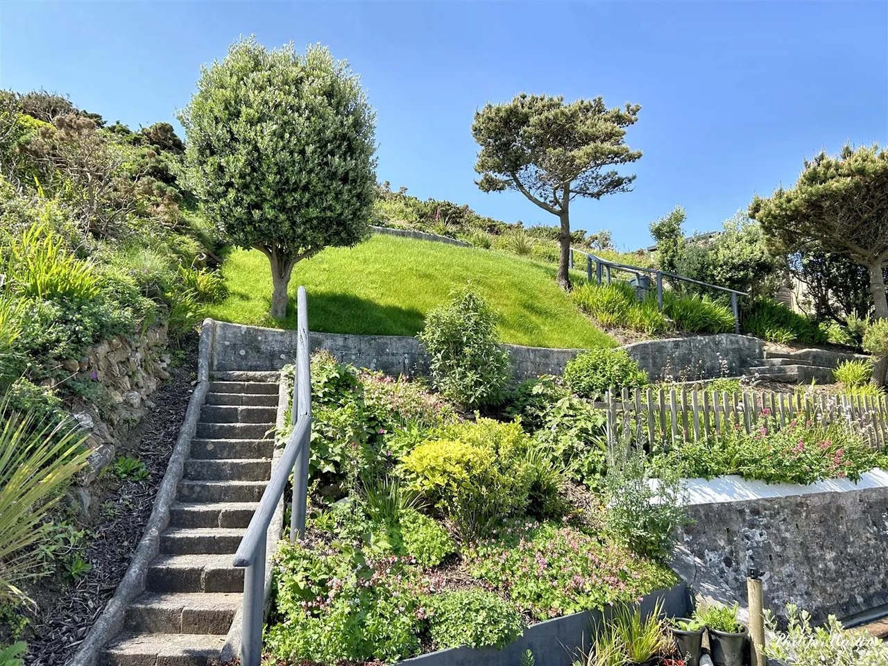 West Cliff, Porthtowan, photo 5