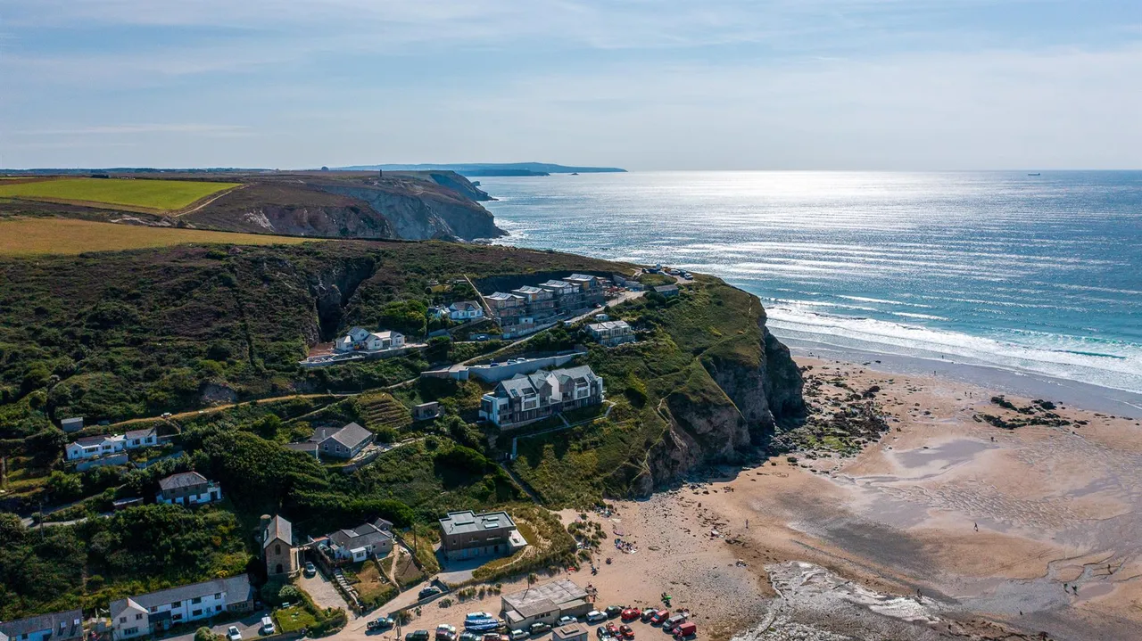 West Cliff, Porthtowan, photo 3