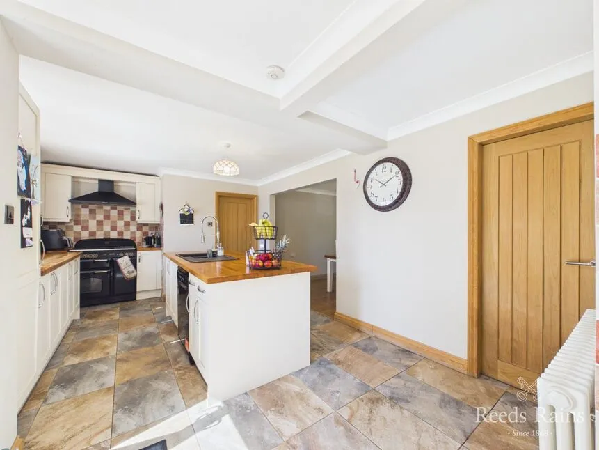 School Lane, Holmpton, HU19, photo 9