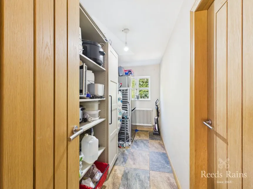 School Lane, Holmpton, HU19, photo 11