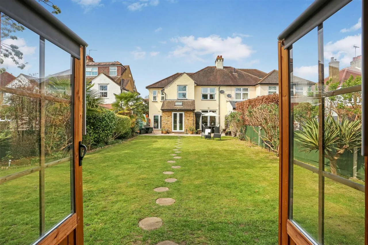 Devon Road, South Cheam, SM2 7PD, photo 10