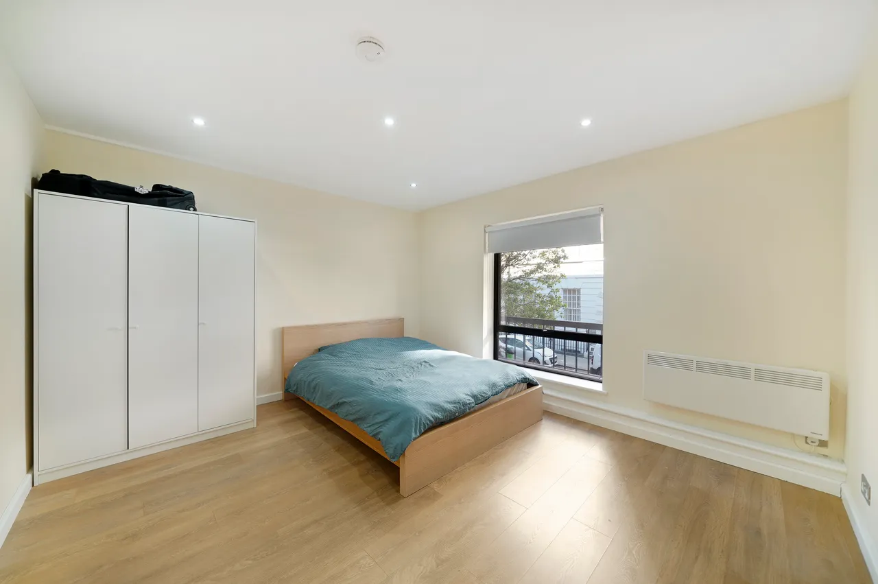 Harley Street, W1G, photo 9