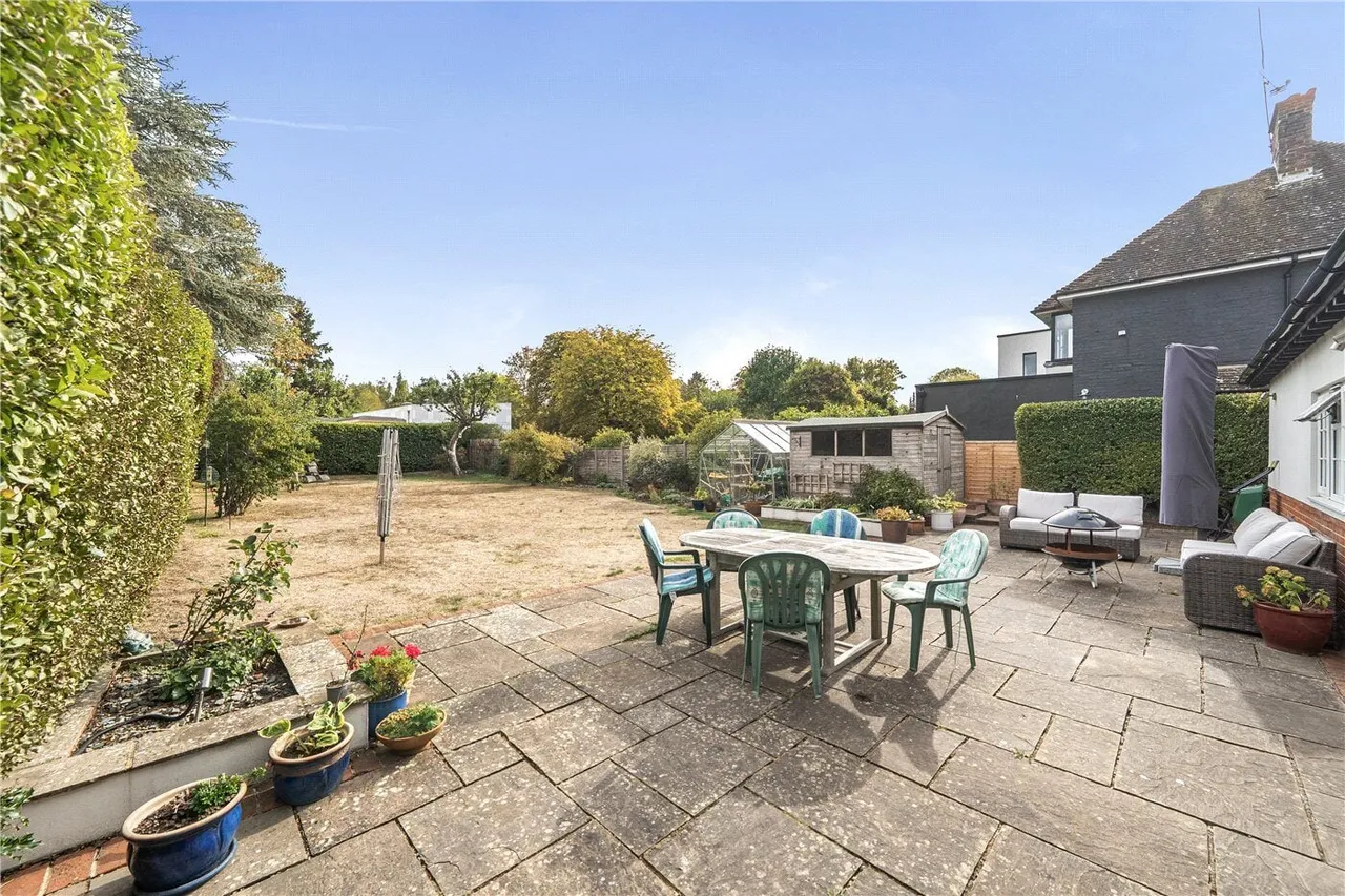 Menin Way, Farnham, GU9, photo 15
