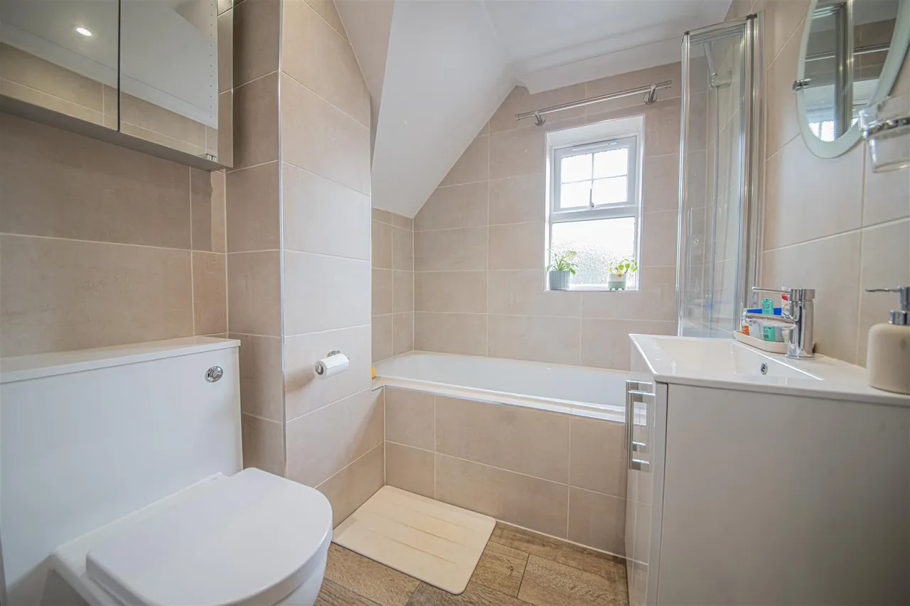 Daisy Fields, Fair Oak, Eastleigh, SO50 7FF, photo 9