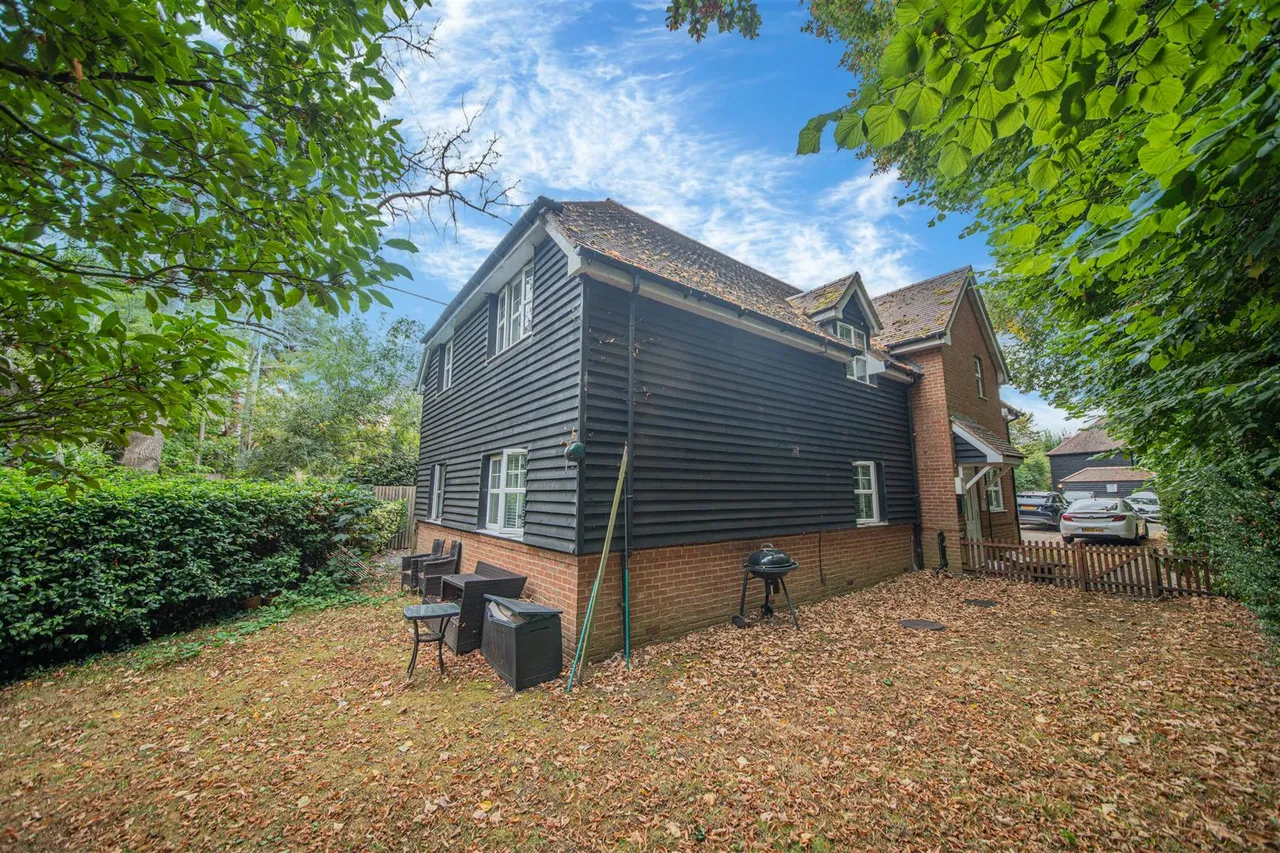2 bed flat for sale — Daisy Fields, Fair Oak, Eastleigh, SO50 7FF
